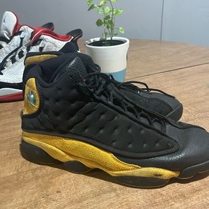 Shop jordan 13 melo jordan class of 2002 size 10.5 . Worn